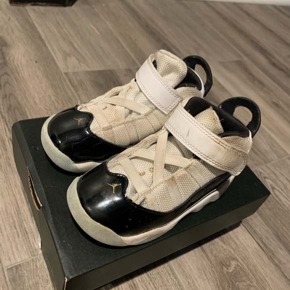 Nike Jordan Retro 11 size toddler 8c - Picture 5 of 8